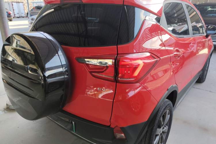 Used BYD Yuan New Energy 2019 EV535 Smart Connect Trendsetting Model
