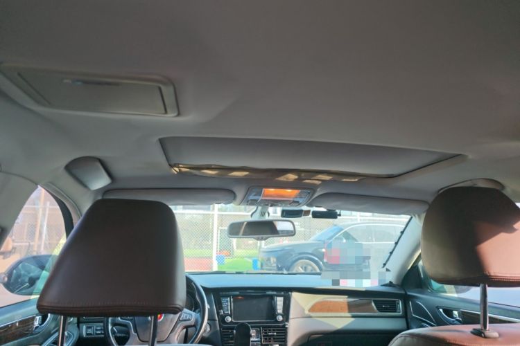 Used Hongqi H7 2015 2.0T Luxury Model
