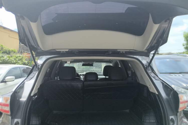 Used Nissan Murano 2015 2.5L XL NAVI Plus Two-Wheel Drive Smart Edition Trunk