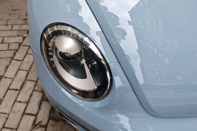 Used Volkswagen Beetle 2013 1.4TSI R-Line Right Front Headlight