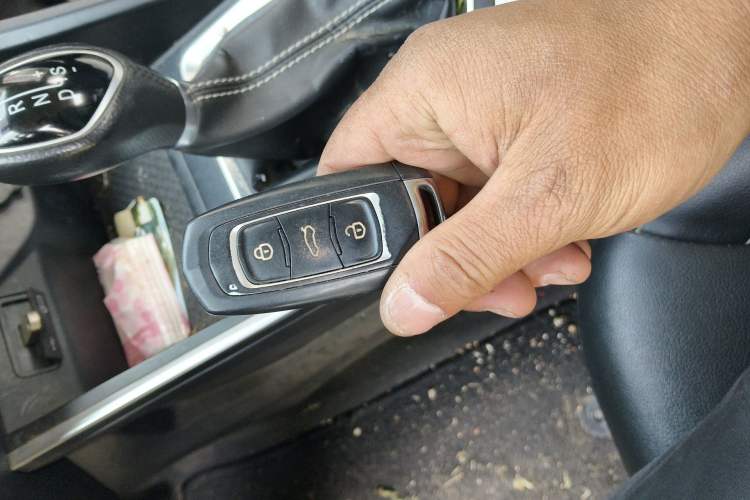 Used Geely Auto Vision X3 2020 1.5L CVT Luxury Model
