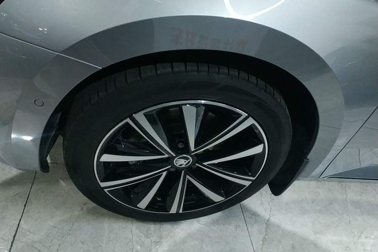 Used Skoda Superb 2023 TSI280 DSG Luxury Edition