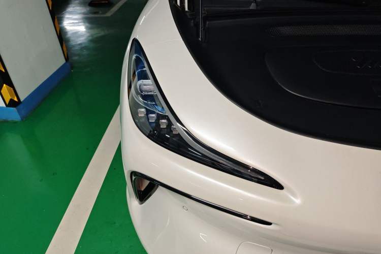 Used IM LS6 2023 Max Standard Edition Exterior 6