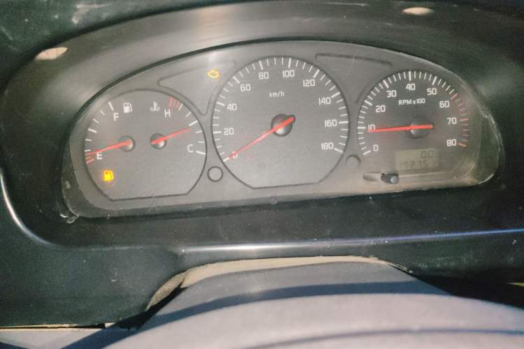 Used Jinbei Hiace 2011 2.0L 5th Generation Kuaiyunwang Standard Version 4G19
