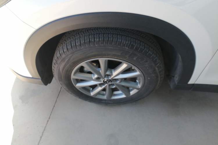 Used Mazda CX-5 2022 2.0L Automatic Two-Wheel Drive Zhiya Version Left Front Wheel Hub