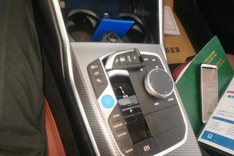 Used BMW i3 2025 eDrive 40 L Midnight Edition
