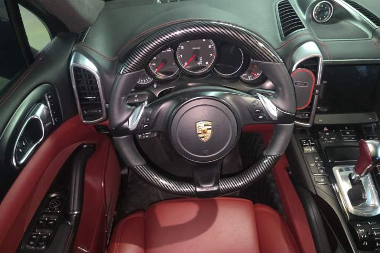 Used Porsche Cayenne 2011 Cayenne 3.0T Steering Wheel