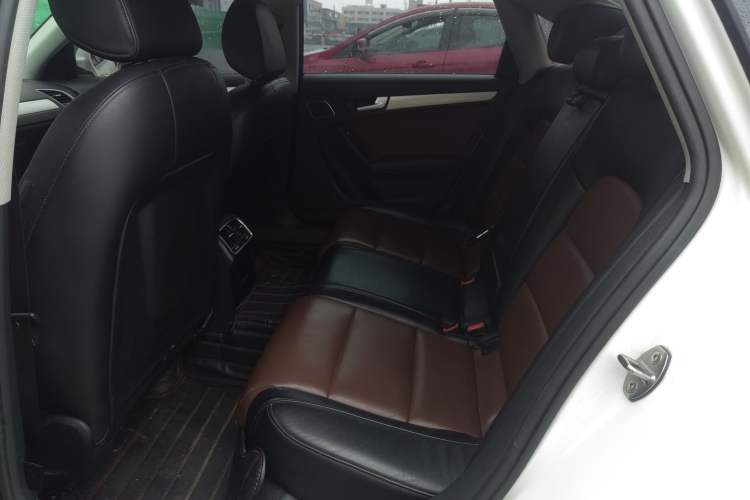 Used Audi A4L 2016 35 TFSI Collector's Edition Automatic Standard Model Left Rear Seat