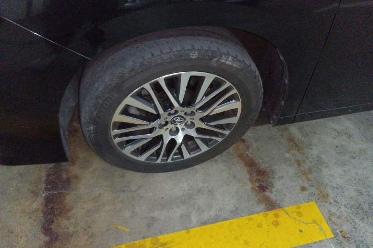 Used Toyota Alphard 2015 3.5L Luxury Edition