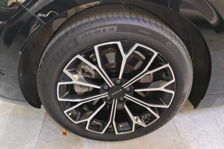 Used Zeekr 007 2024 Four-Wheel Drive Intelligent Driving Version 100 kWh
