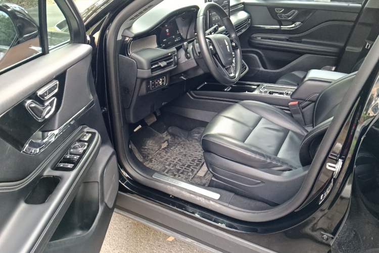 Used Lincoln Corsair 2022 2.0T Two-Wheel Drive Luxury Edition Driver Seat