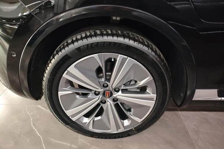 Used Hongqi E-HS9 2021 460 km Range Flagship Edition Six-Seater Left Front Wheel Hub