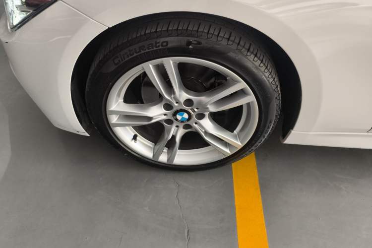 Used BMW 3 Series 2019 320i M Sport Package
