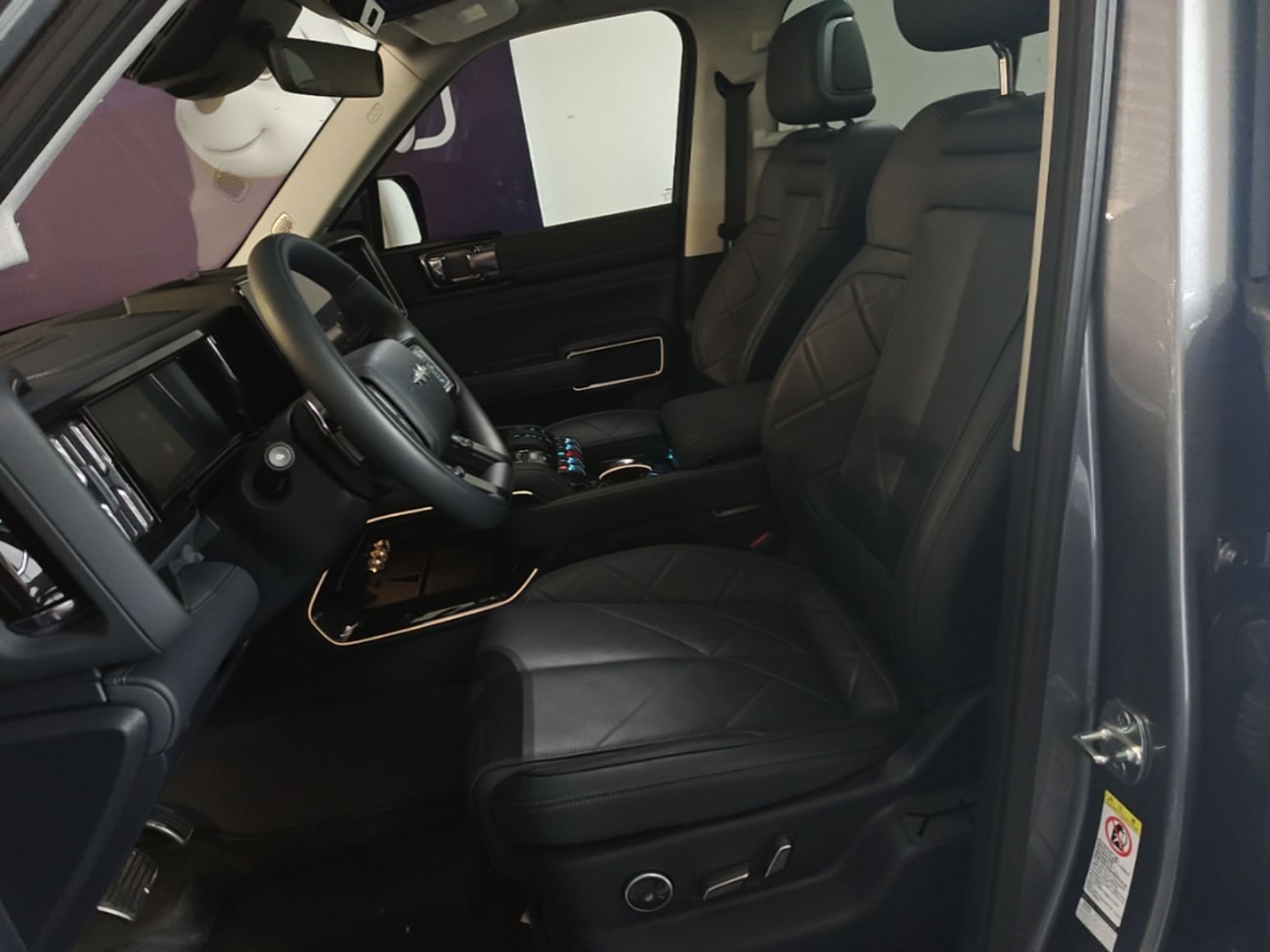Interior delantero