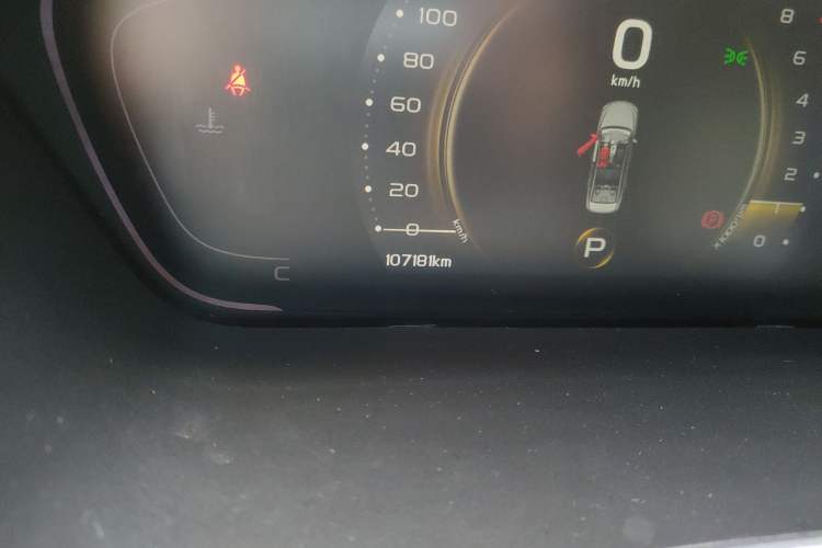 Used Geely Auto Binray 2018 14T CVT Binyi Edition Odometer Close Up