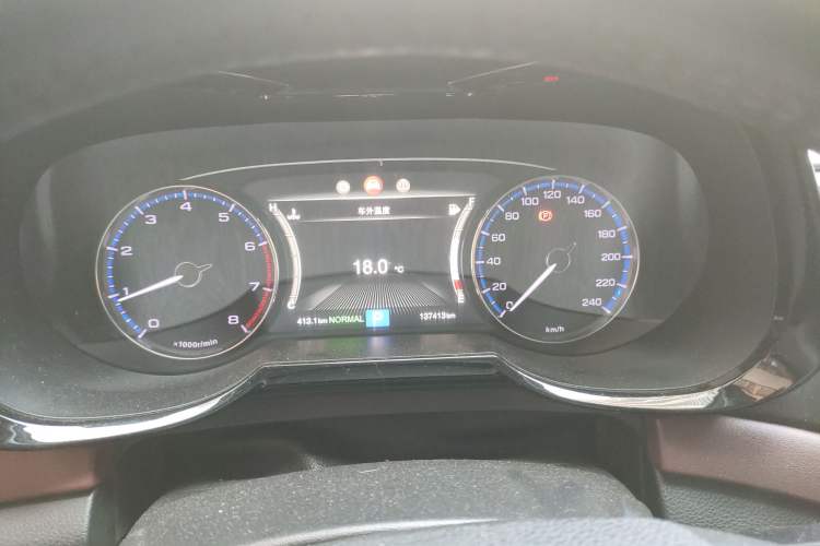 Used GAC Trumpchi GS8 2017 320T Two-Wheel Drive Luxury Smart Connectivity Version (7 Seats)
