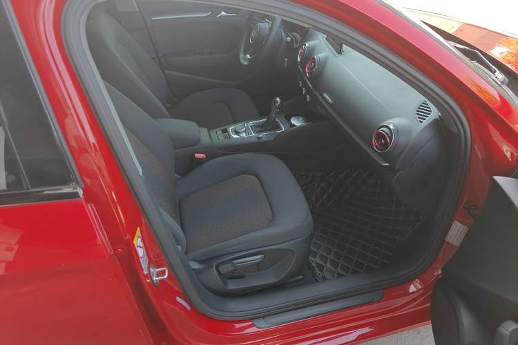 Used Audi A3 2018 30th Anniversary Edition Limousine 35 TFSI Ambition Model
