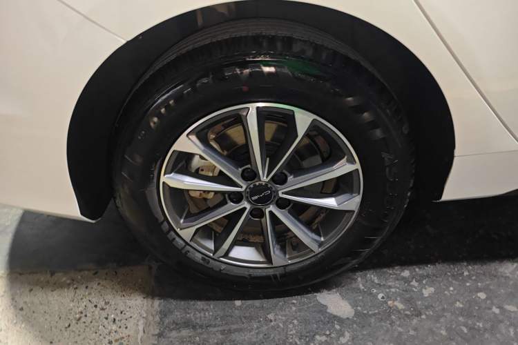 Used BYD Destroyer 05 2024 HONOR Edition DM-i 55KM Luxury Model
