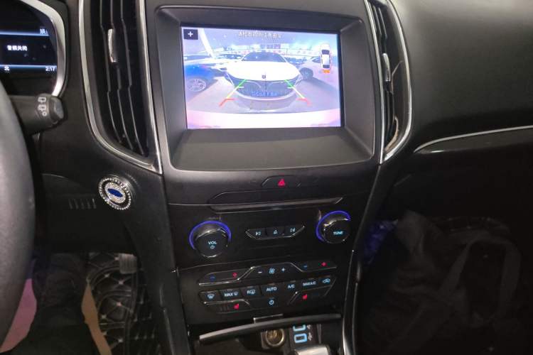 Used Ford Edge 2018 EcoBoost 245 Two-Wheel-Drive Titanium 7-Seater China VI Standard