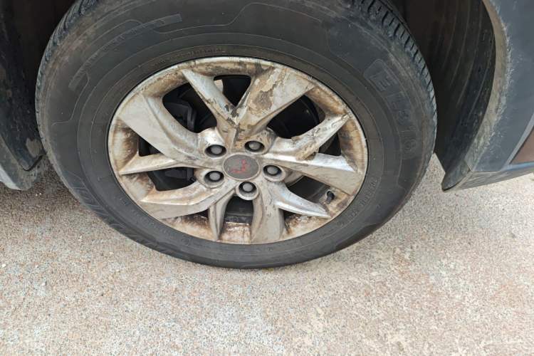 Used Wuling Hongguang S3 2018 1.5L Manual Comfort Model China V Standard