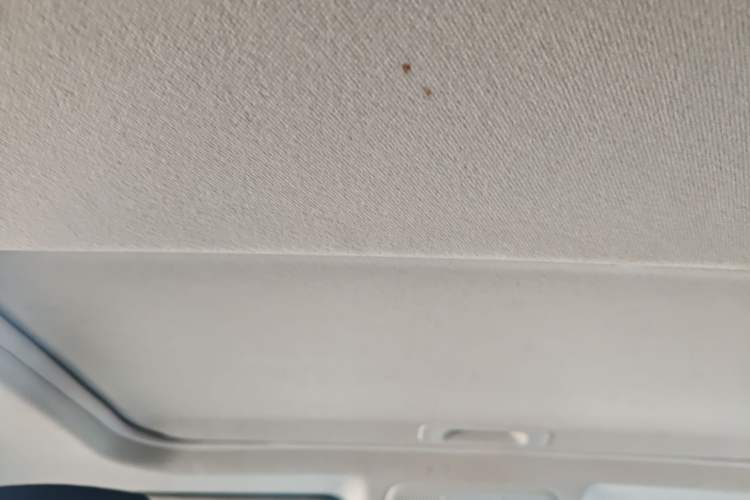 Used Mazda 3 Axela 2017 Sedan 1.5L Automatic Luxury Model Emission Standard China V Headliner