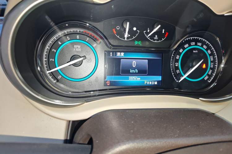 Used Buick LaCrosse 2013 2.4L SIDI Leading Comfort Version
