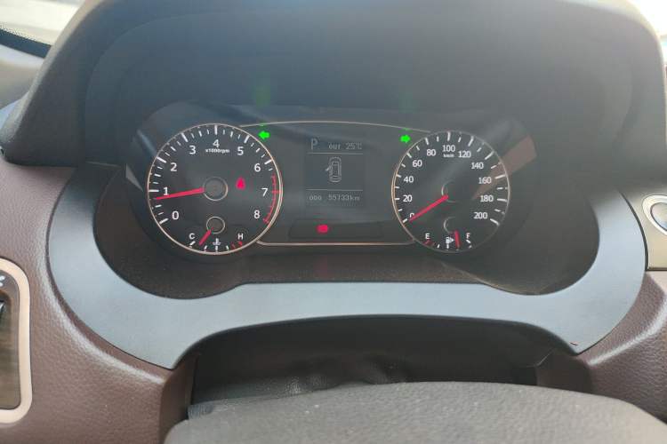 Used Land X7 2015 2.0T Panoramic Prestige Edition Instrument Cluster