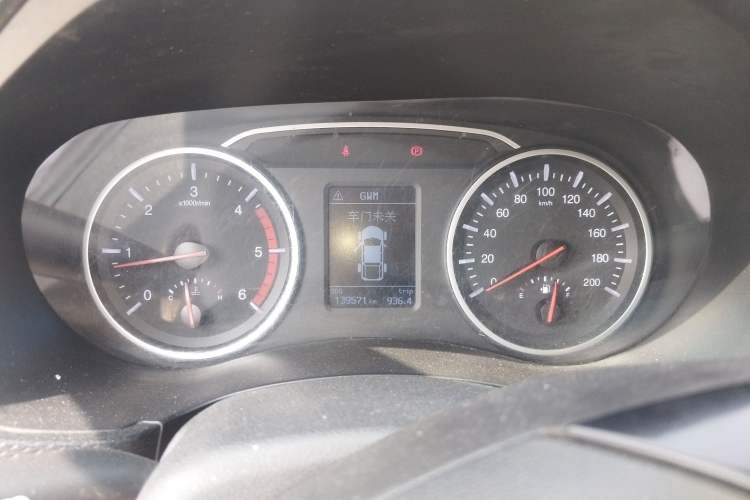 Used Great Wall Wingle 5 2017 2.0T European-Style Diesel Two-Wheel Drive Navigation Version Big Double-Cab GW4D20B