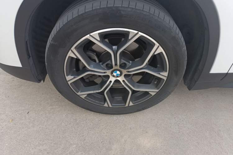 Used BMW X1 2020 sDrive25Li Leading Model
