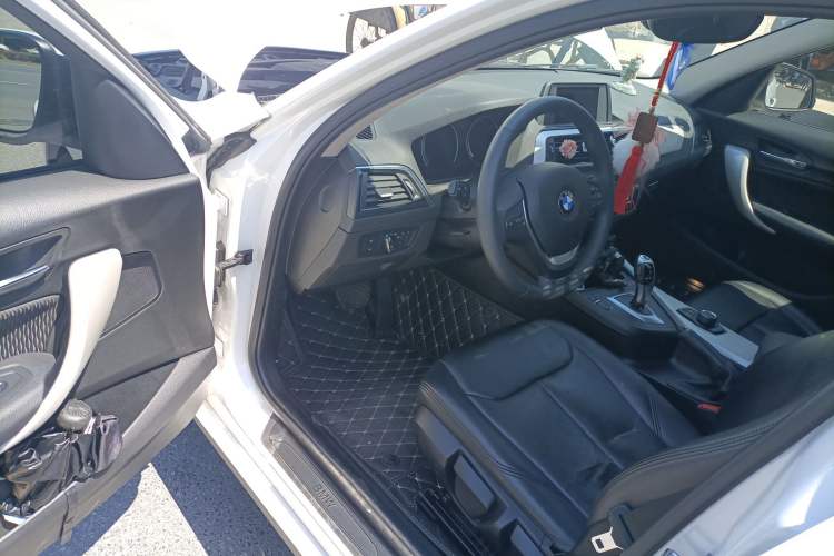 Used BMW 1 Series 2018 118i Leading Model Driver Seat