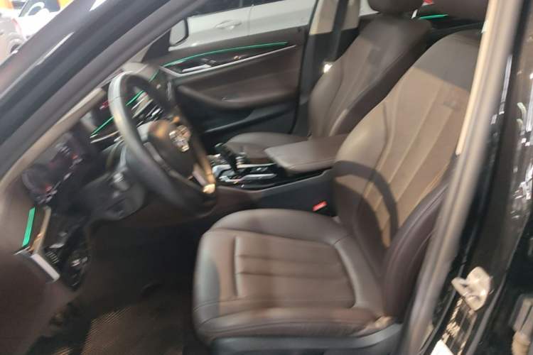 Used BMW 5 Series 2020 525Li Luxury Package
