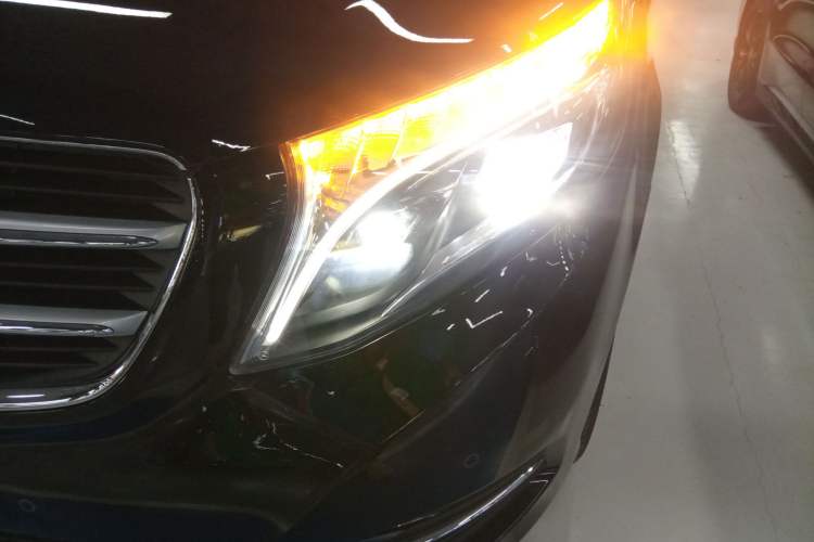 Used Mercedes-Benz V-Class 2018 V 260 Prestige Edition China VI