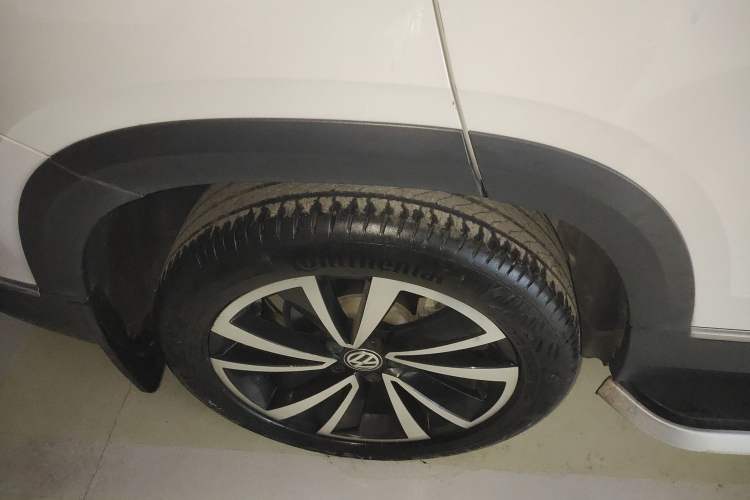 Used Volkswagen Tharu 2020 Facelift 330TSI Four-Wheel Drive Luxury PLUS Version China VI Standard