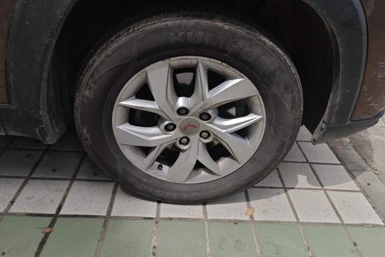 Used Wuling Hongguang S3 2018 1.5L Manual Luxury Model China V Standard