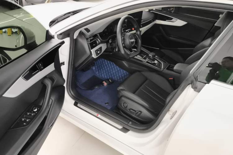 Used Audi A5 2022 Sportback 40 TFSI quattro Luxury Dynamic Model
