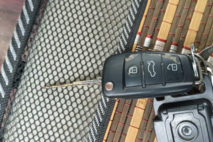 Used Wuling Hongguang 2014 1.2L Base Model China IV