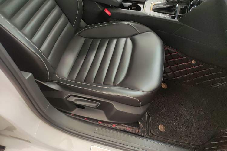 Used Volkswagen Lamando 2019 280TSI DSG Comfort Edition China VI standard