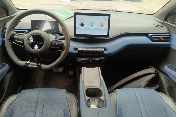 Used BYD Seagull 2024 Honor Edition 305km Dynamic Version Center Console