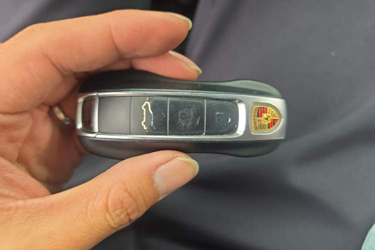 Used Porsche Cayenne 2018 Cayenne 3.0T Vehicle Key