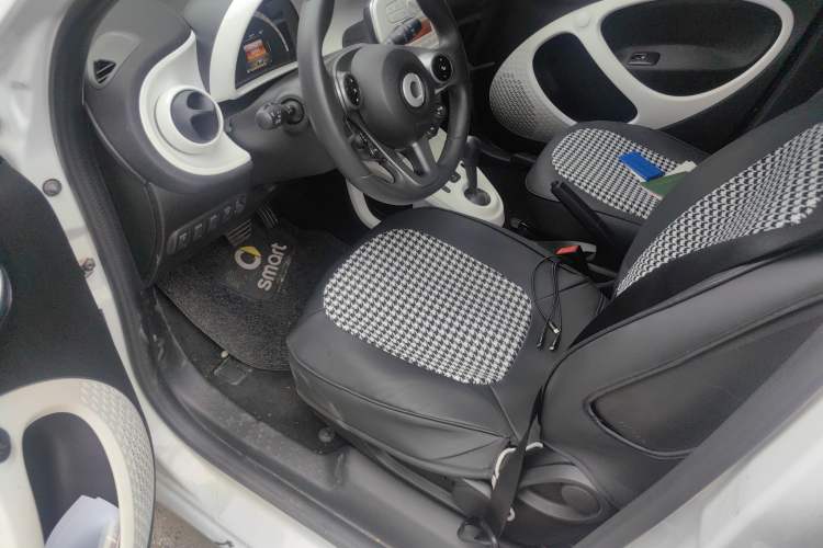 Used smart forfour 2016 1.0L 52 kW Passion Edition