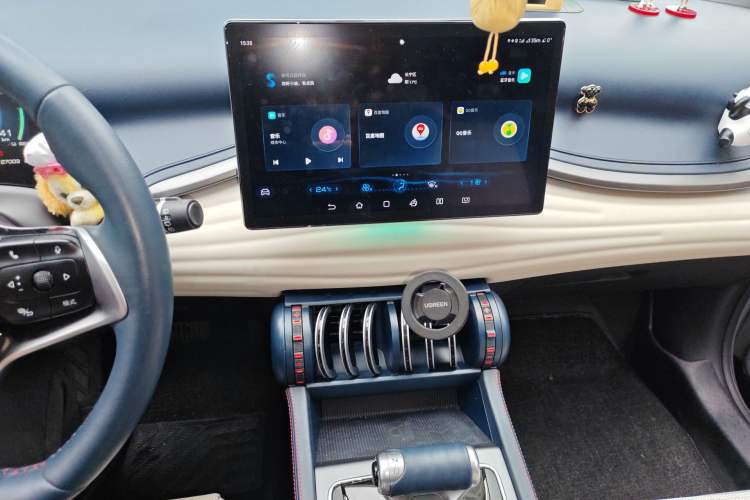 Used BYD Yuan PLUS 2022 510 km Flagship Version Audio And AC Panel