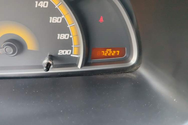 Used Chevrolet Sail 2013 Sedan 1.2L Manual Fashionable Happiness Edition Odometer Close Up