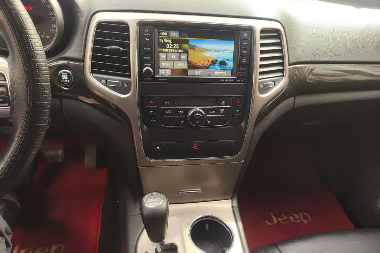 Used Jeep Grand Cherokee 2013 3.6L Comfort Edition