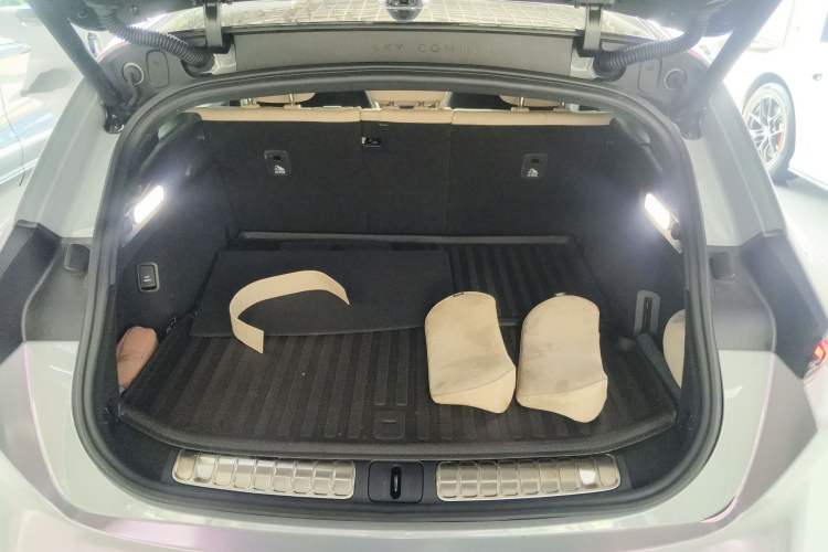 Used Nio ET5T 2023 75 kWh Touring
