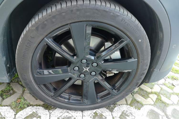 Used Polestar 2 2021 Single Motor Standard Range Right Front Wheel Hub