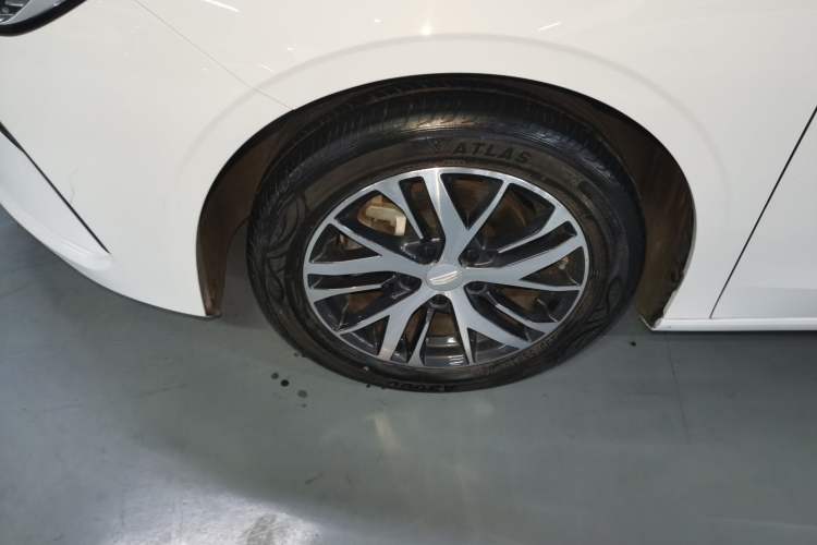 Used Geely Auto Emgrand 2023 4th Generation Champion Edition 1.5L CVT Luxury Model
