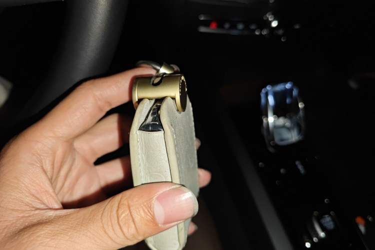 Used Volvo XC60 2023 B5 4x4 Smart Luxury Edition