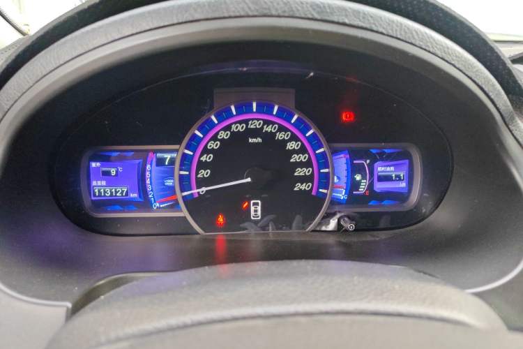 Used BYD S6 2014 2.0L Manual Luxury 5-Seater