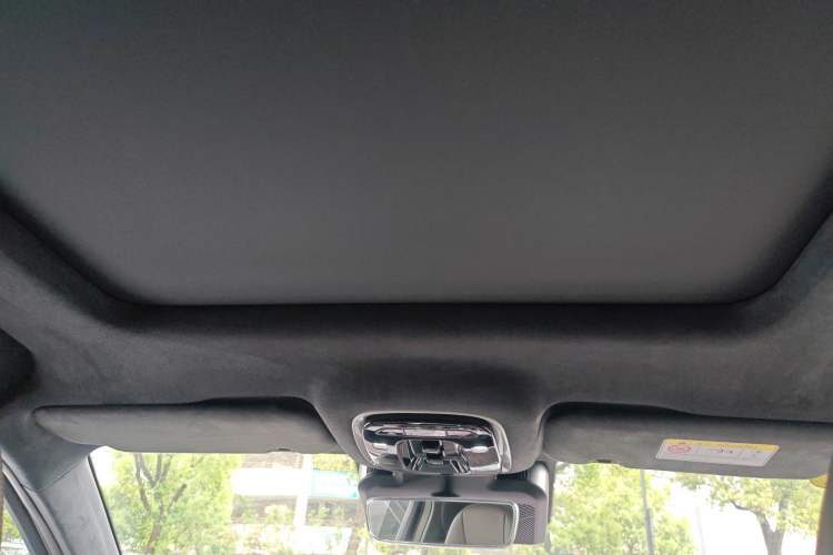 Used Chery Tiggo 9 2025 2.0T Automatic Two-Wheel Drive Luxury Edition 5 Seats Headliner