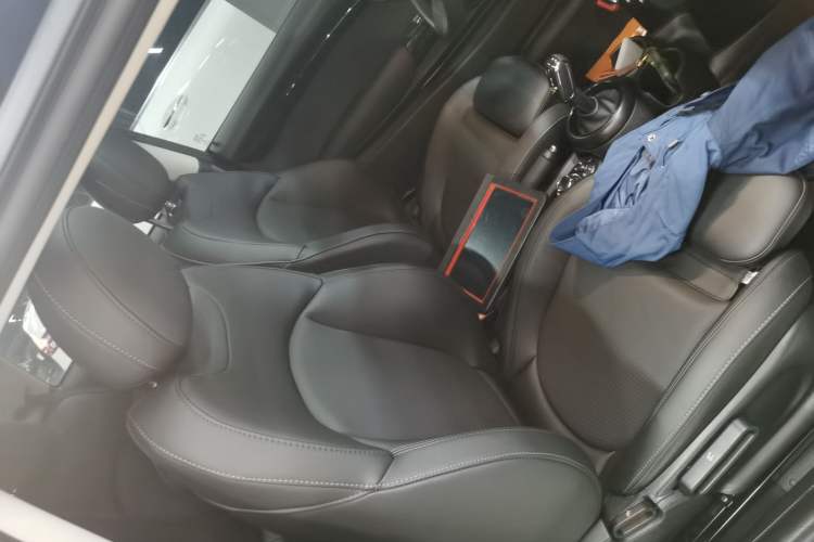 Used MINI MINI 2022 Updated 1.5T COOPER Classic Edition
